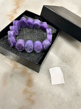 Purple Carved Rose Bracelet Like New